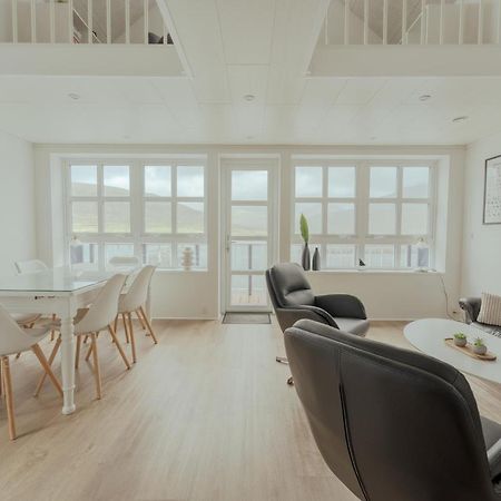 Dahlastova / Stunning Boathouse / Bay View / 3Br Hvalvik Esterno foto
