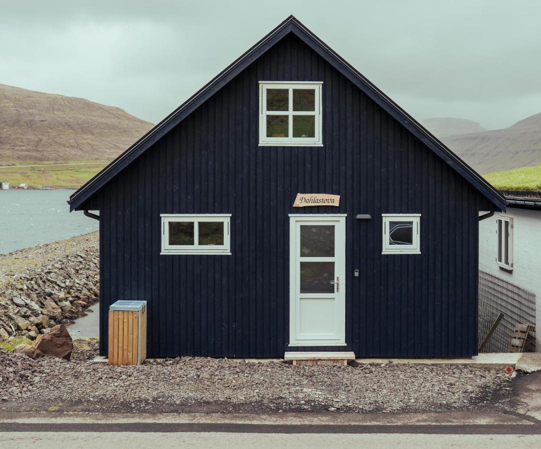 Dahlastova / Stunning Boathouse / Bay View / 3Br Hvalvik Esterno foto